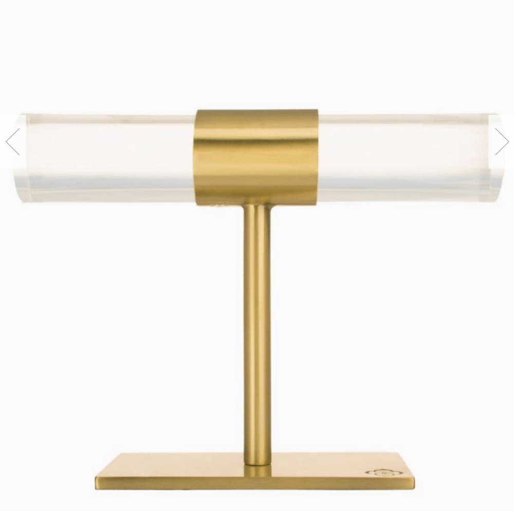 Kendra Scott bracelet stand